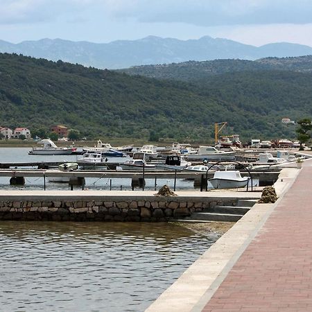 Apartment Supetarska Draga - Donja 5030A Buitenkant foto