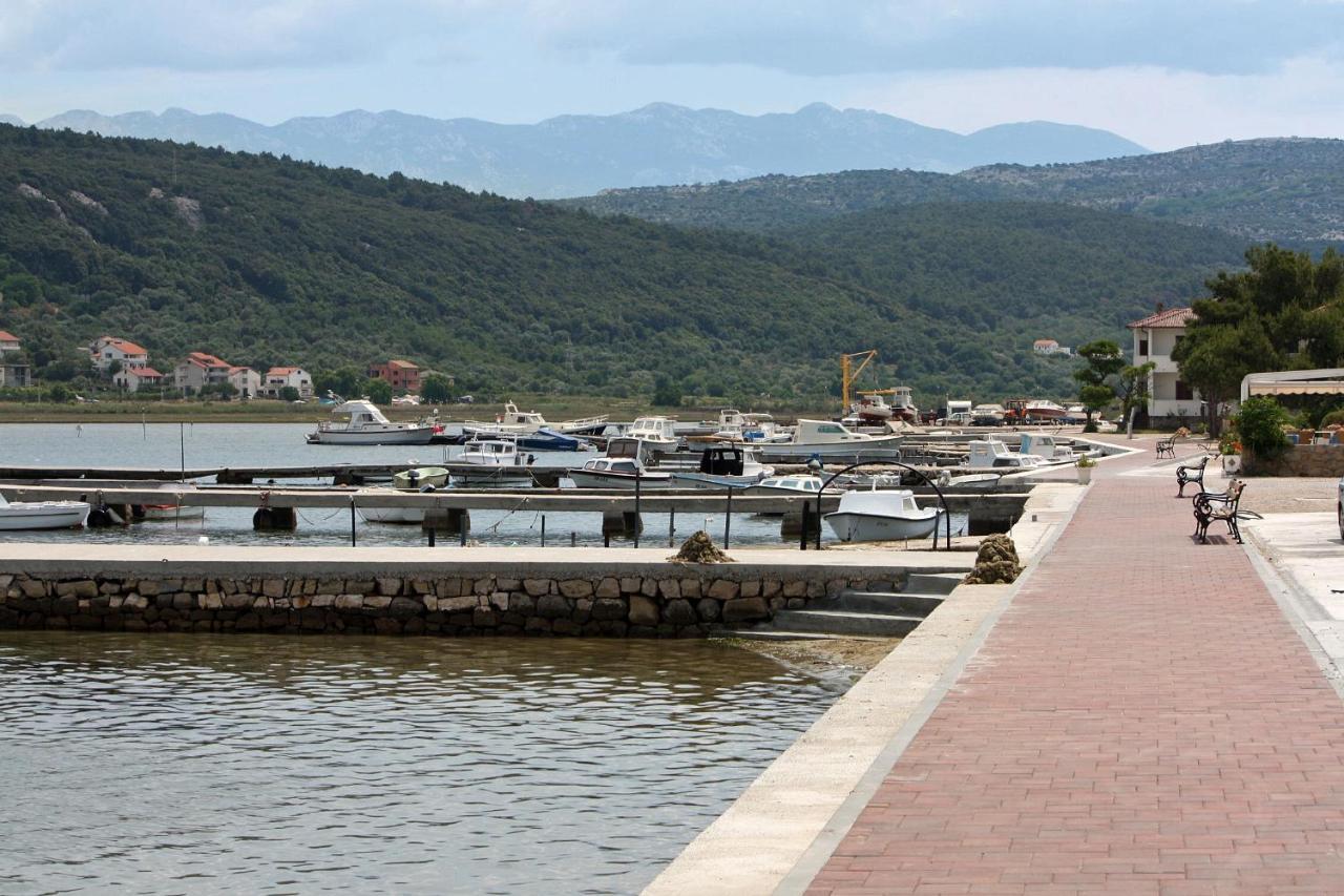 Apartment Supetarska Draga - Donja 5030A Buitenkant foto