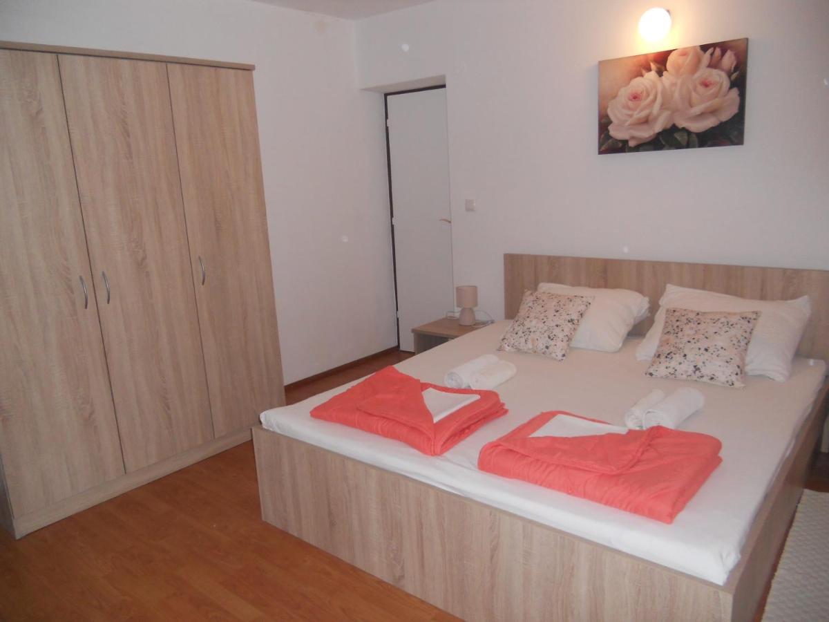 Apartment Supetarska Draga - Donja 5030A Buitenkant foto